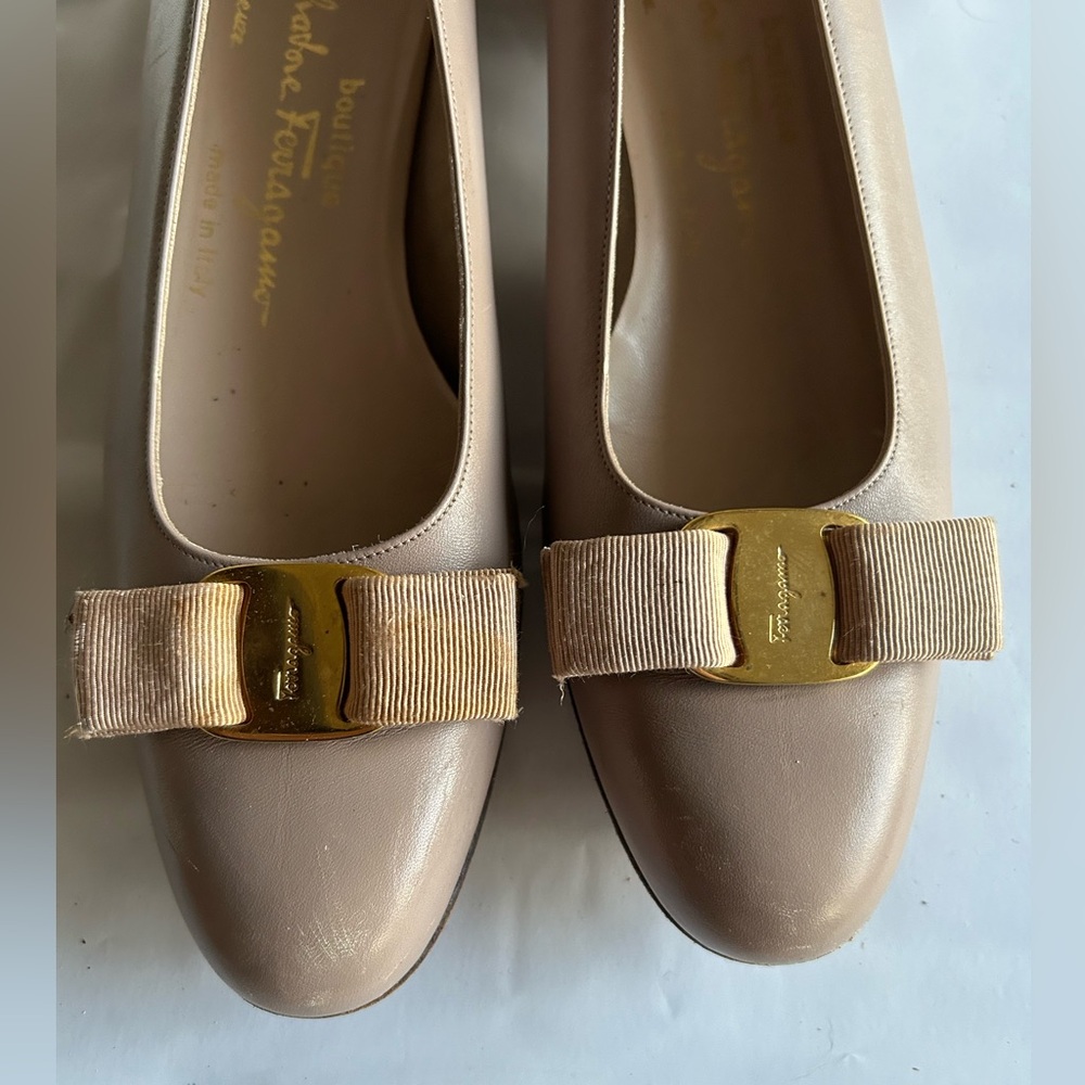 Salvatore Ferragamo Women's Taupe Leather Loafers - Picture 2 of 8